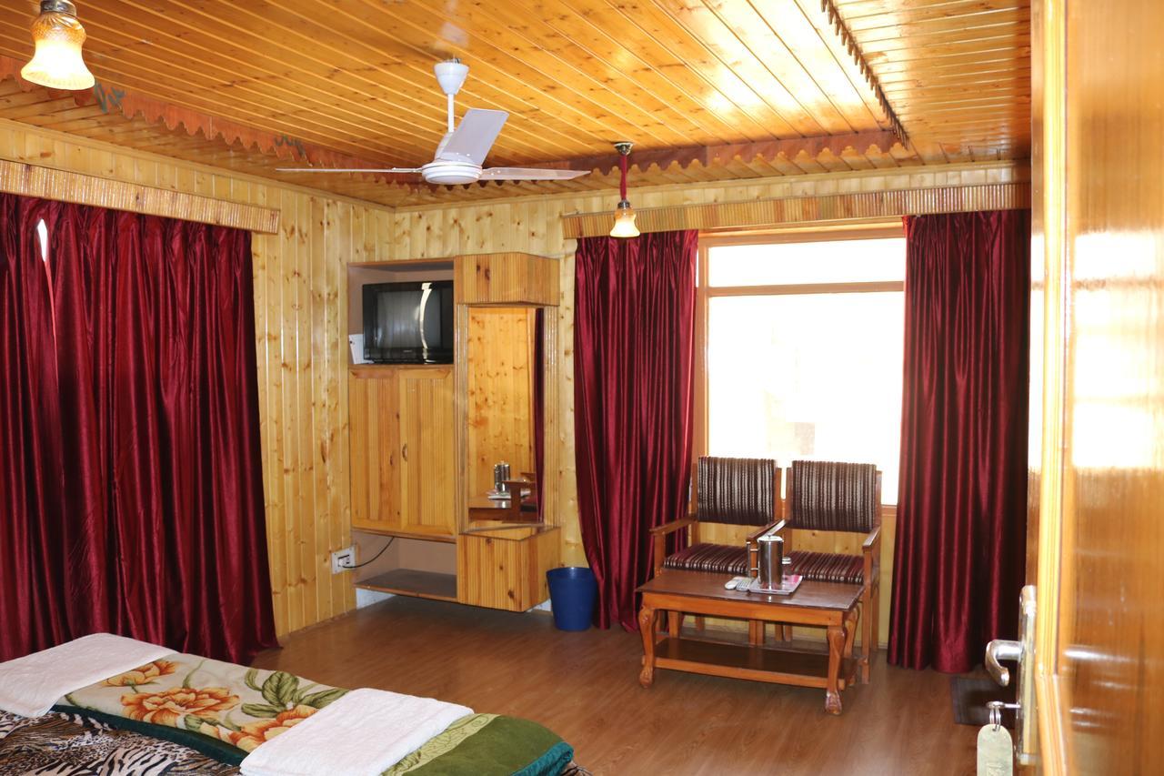 Hotel Akbar Inn Σριναγκάρ Εξωτερικό φωτογραφία