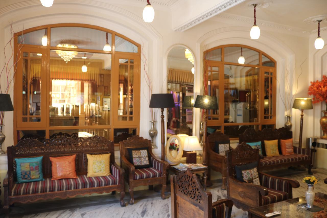 Hotel Akbar Inn Σριναγκάρ Εξωτερικό φωτογραφία